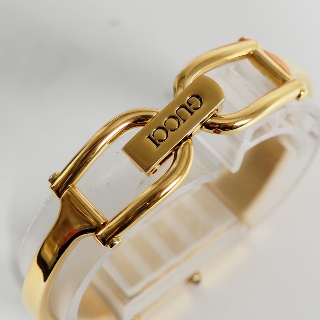 美品 グッチ GUCCI 1500 スクエア バングルウォッチ 腕時計 H598