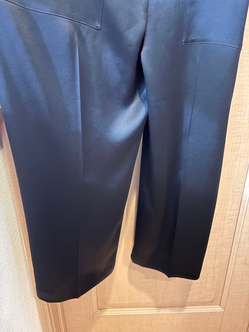 Conte 黒サテンサロペット・オーバーオール