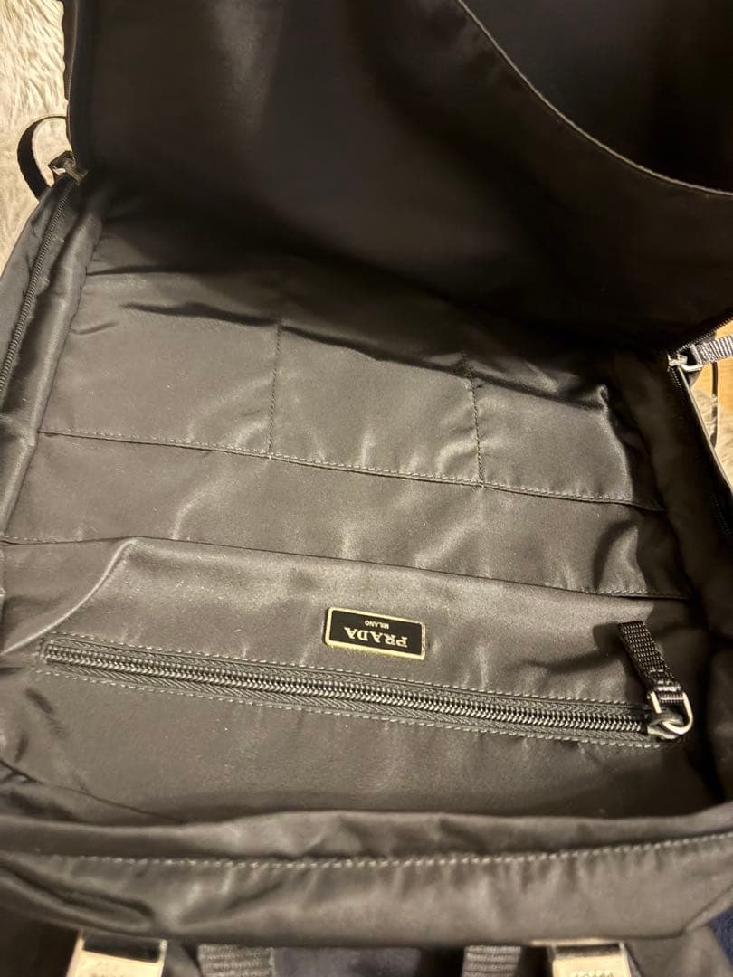 プラダ　ナイロン　リュック　ユニセックス　PRADA