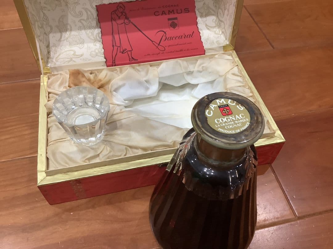 エコメルカリ便限定 未開栓 CAMUS バカラ製デキャンタセット