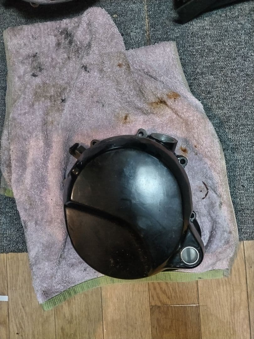 ゼファー400、Xクラッチカバー