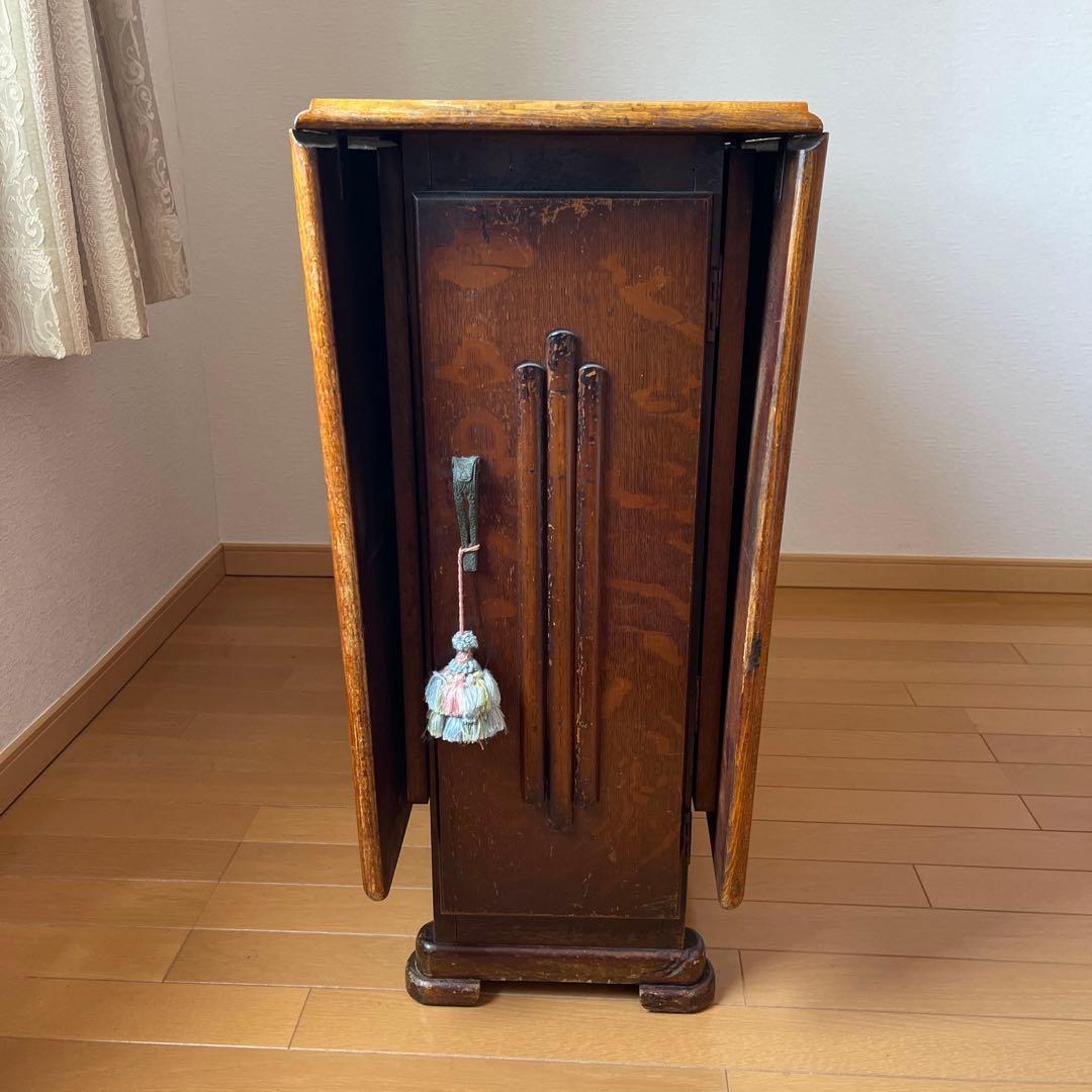 クラシック木製折りたたみテーブル　イギリス製