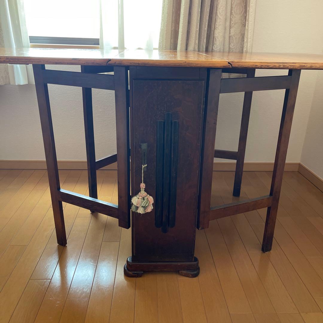 クラシック木製折りたたみテーブル　イギリス製