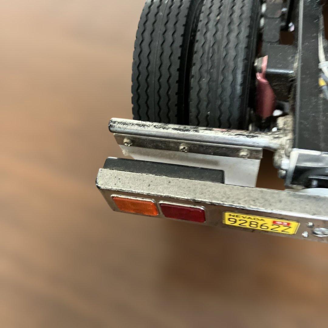 【ジャンク品】電動RC トレーラーヘッド キングハウラー　トラック