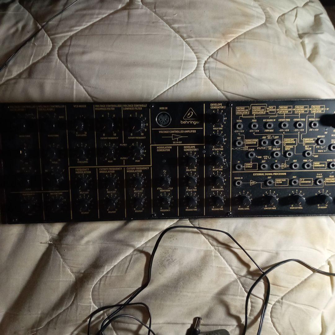 Behringer ｋ2　ケーブル10本付き