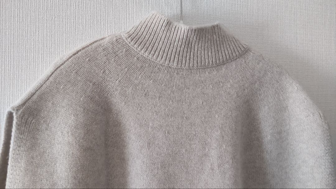 HAU \"lap\" カシミヤウールベスト