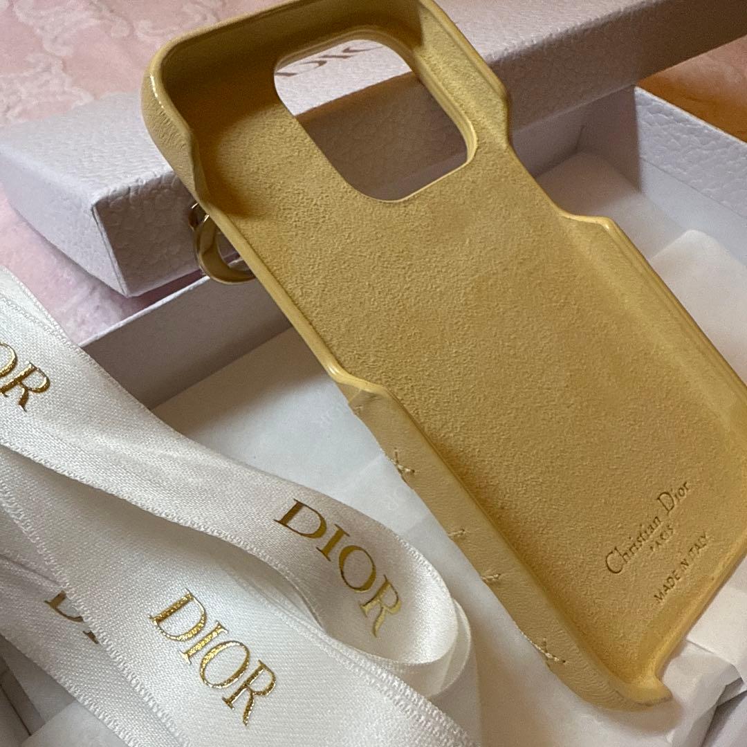 《美品》Diorスマホケース黄 iPhone15Pro
