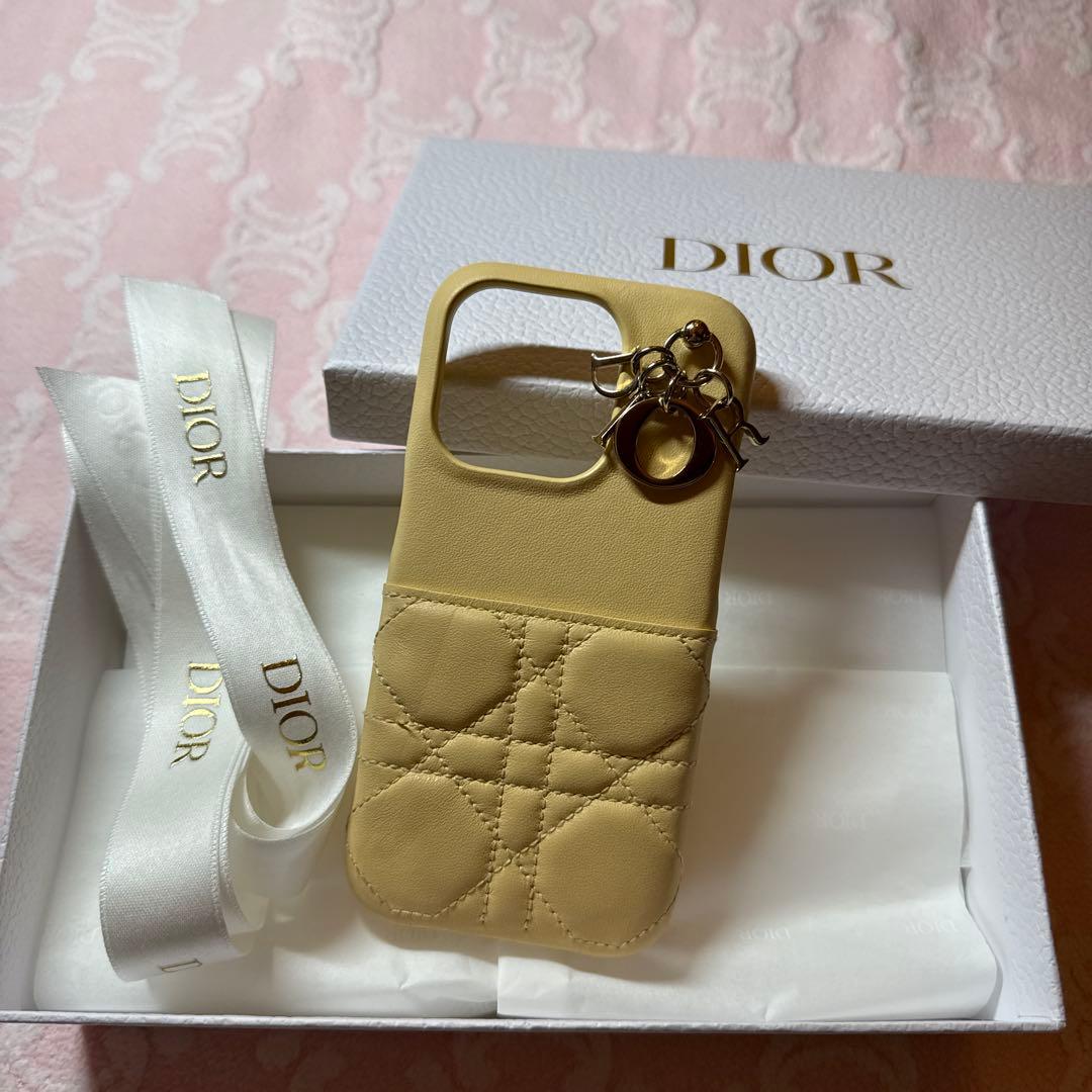 《美品》Diorスマホケース黄 iPhone15Pro