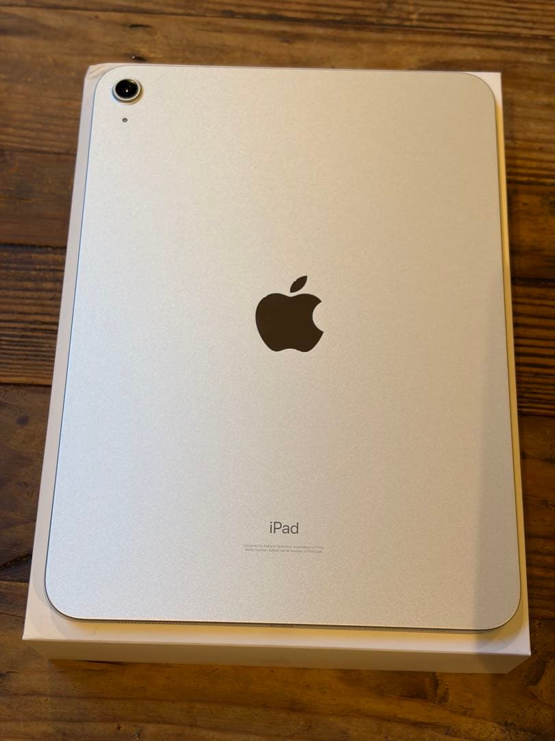 【美品】Apple iPad (第10世代) 64GB Wi-Fiモデル