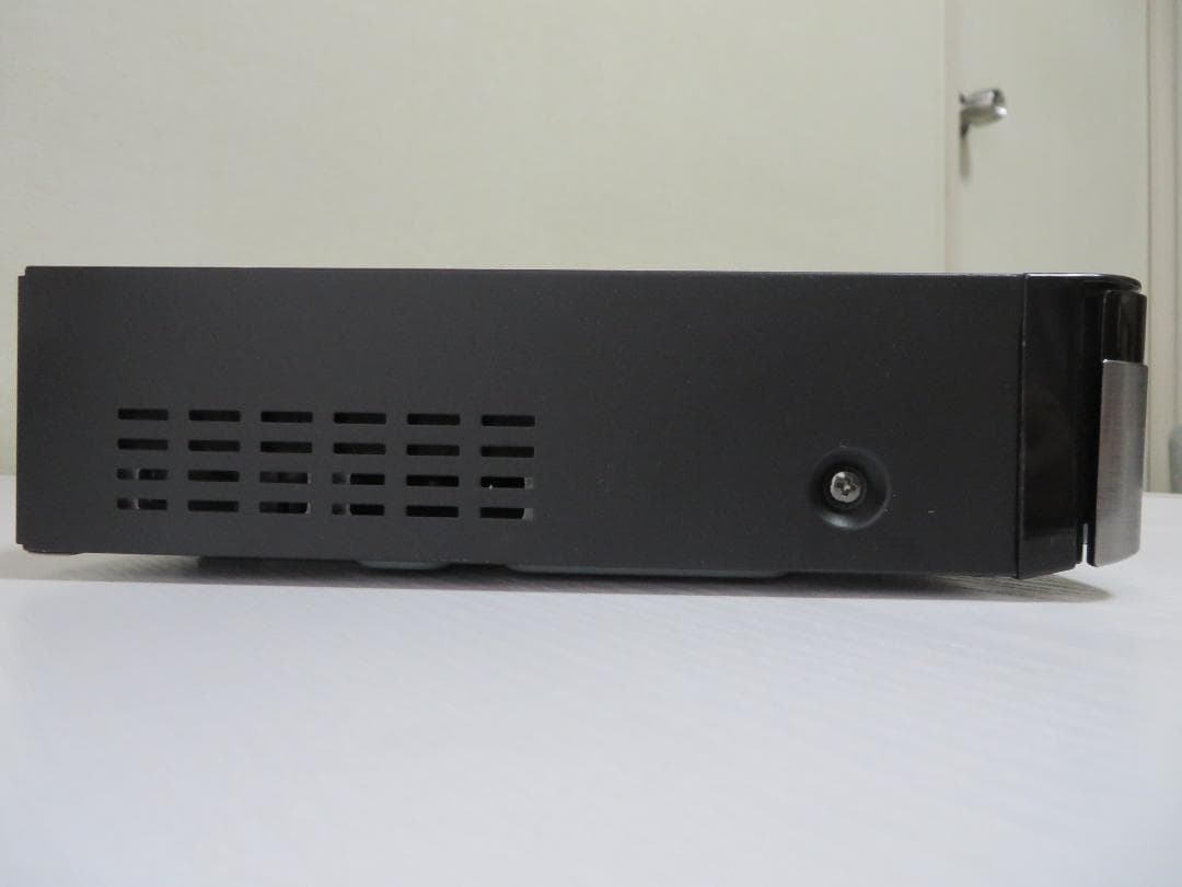 東芝ブルーレイレコーダー　タイムシフトマシンDBR-M3007 2017年製