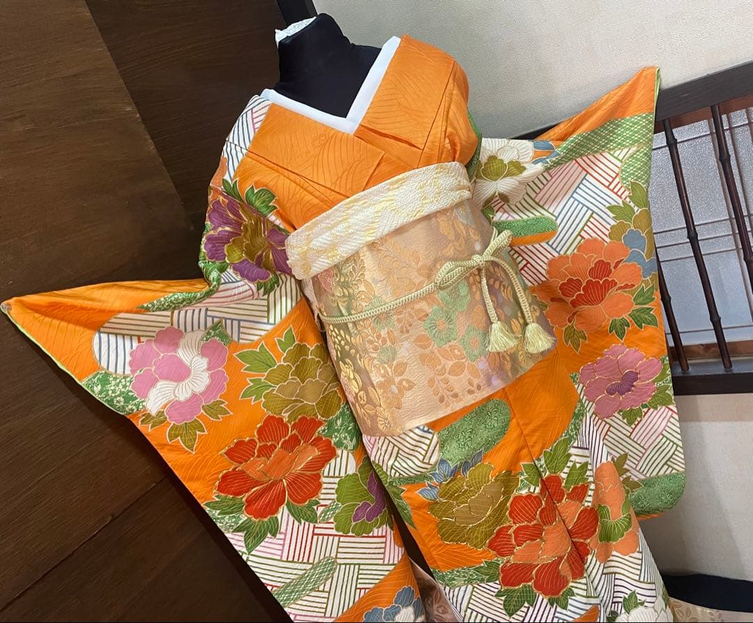 振袖フルセット6点サイズS〜M豪華金駒刺繍　牡丹花文　正絹　売り切り終了