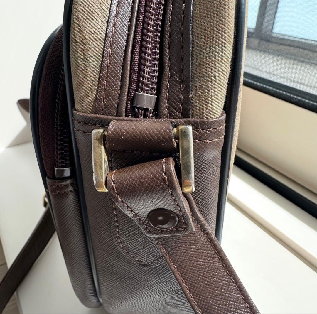 【美品】BURBERRY チェック ショルダーバッグ