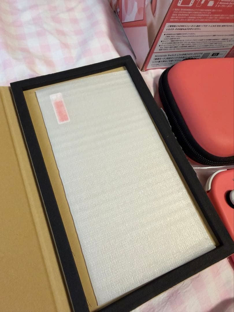 Nintendo Switch Lite コーラル ピンク 本体 保護ガラス