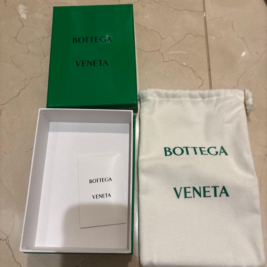 BOTTEGA VENETA カセット財布　ジップアラウンドウォレット