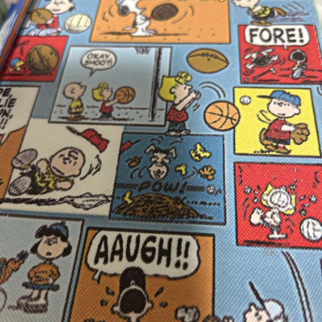 専用アイシャドウ