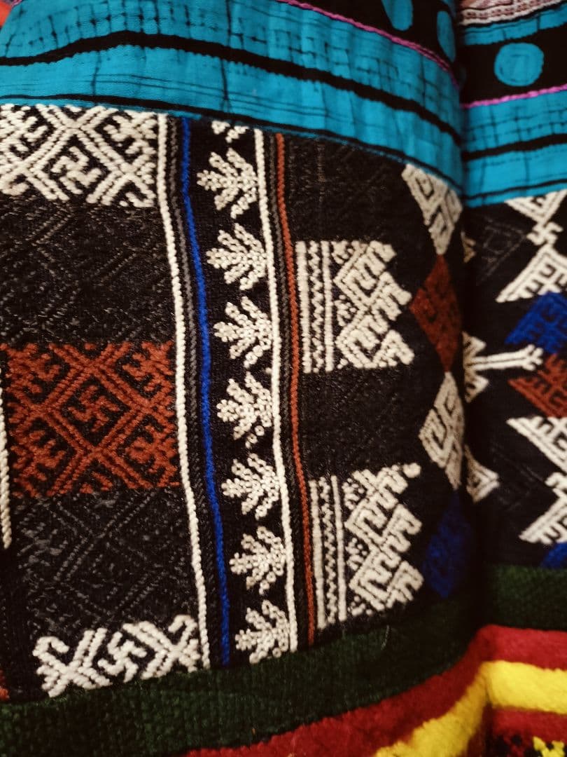 エスニック　ジャケット　モン族古い生地パッチワーク　注文商品　新品　タイ製