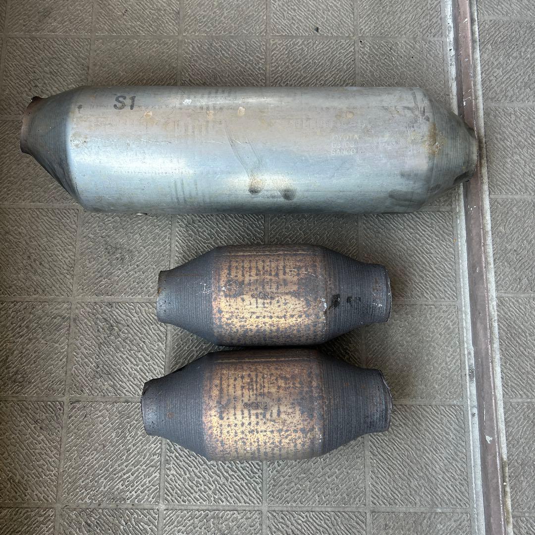 マークX 130系　grx133 純正　中間マフラー　触媒&タイコ　2gr