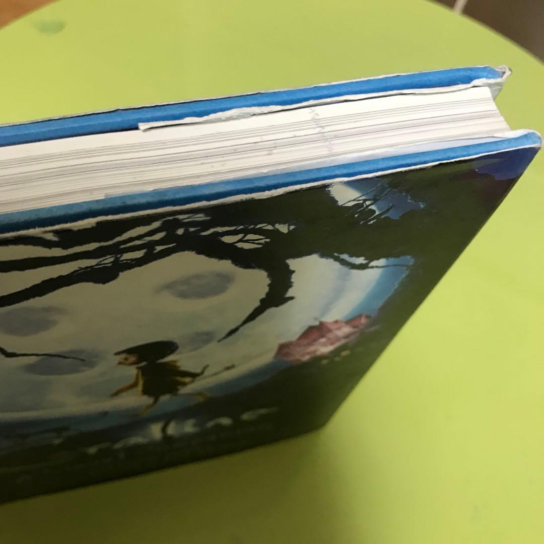 CORALINE A Visual Companion 洋書