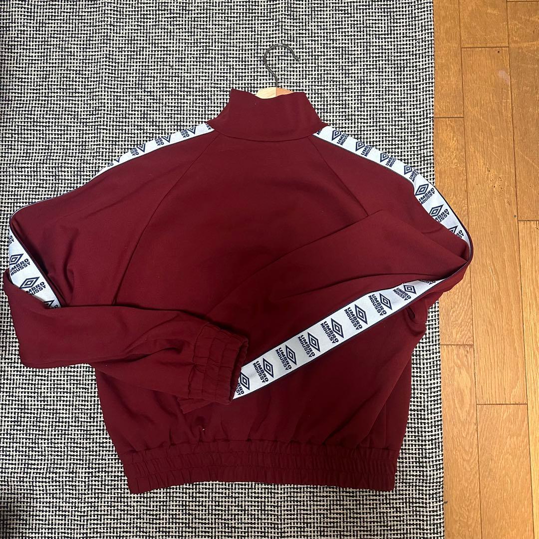 moussy umbro トラックトップ