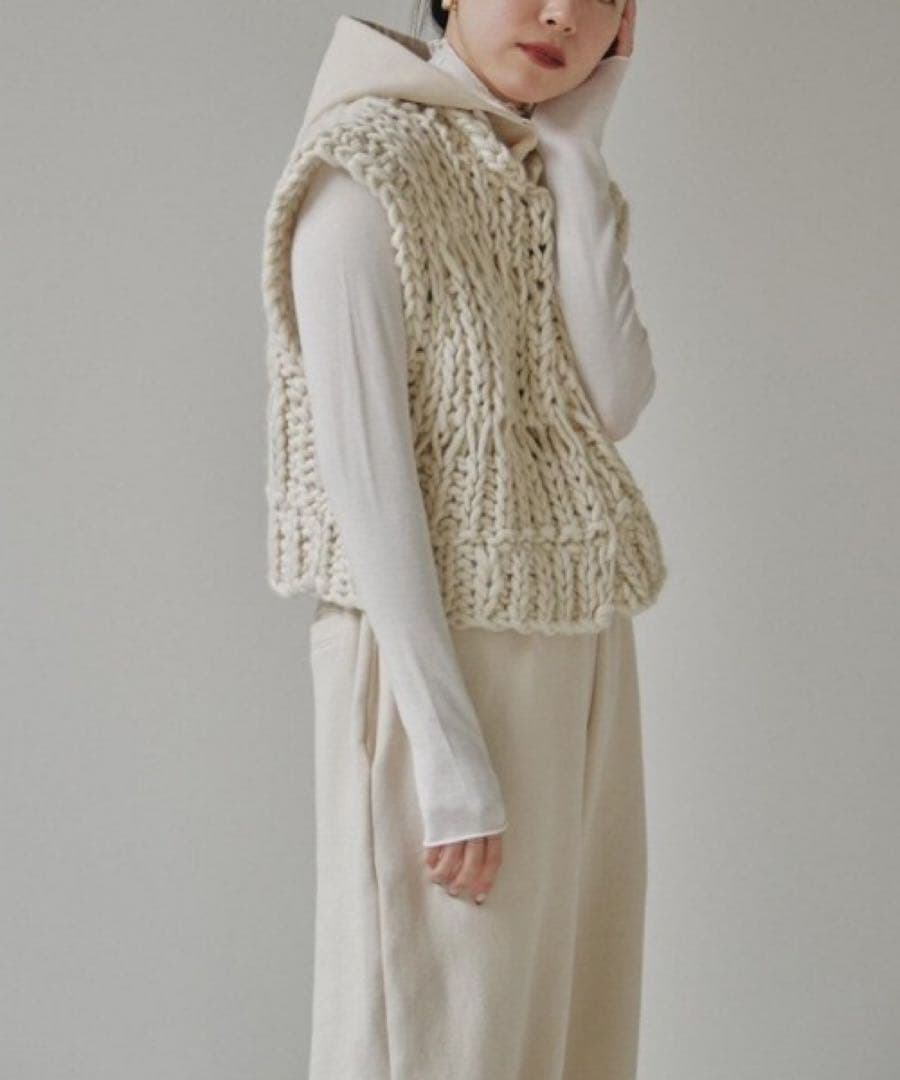 新品　TODAYFUL チャンキーハンドニットベスト F 23AW ローゲージ