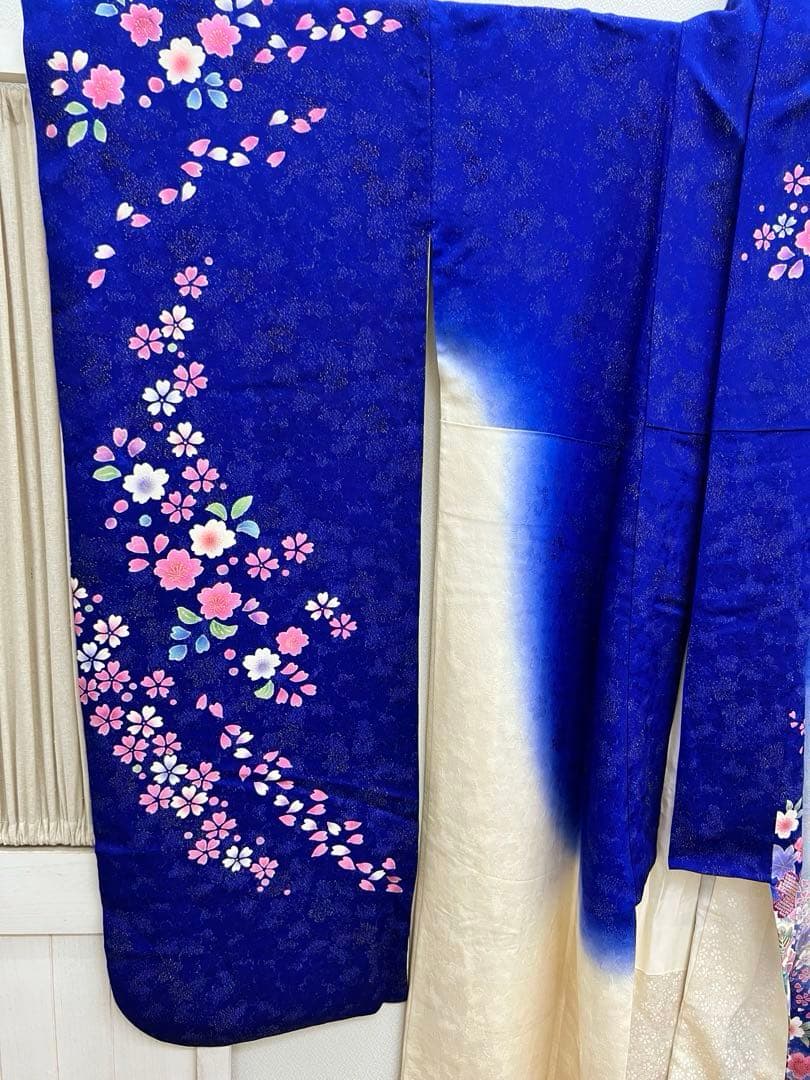 の*の様 正絹　成人式　振袖　豪華金通し地　訳あり品