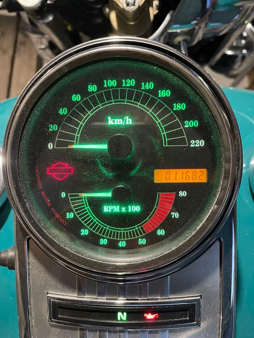 ハーレー　ソフテイル　ロードキング　純正コンビネーションメーター