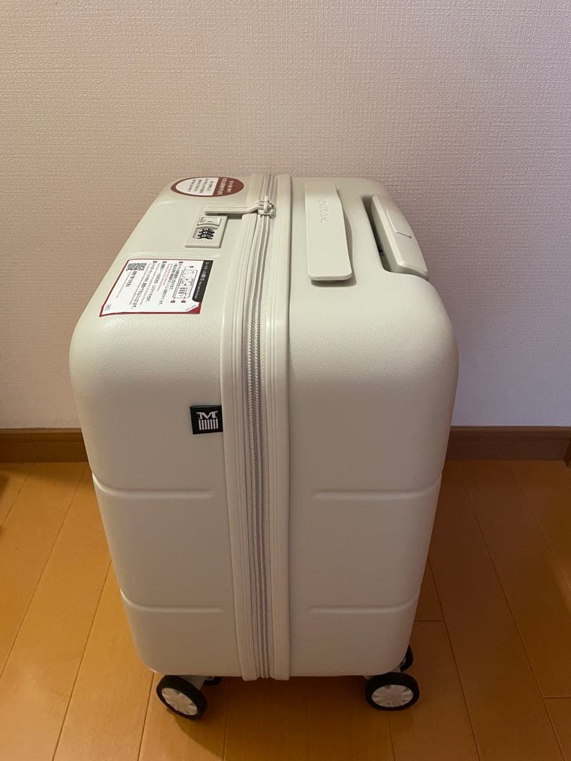 新品未使用　MAIMO 機内持ち込み可　Sサイズ　30L スーツケース