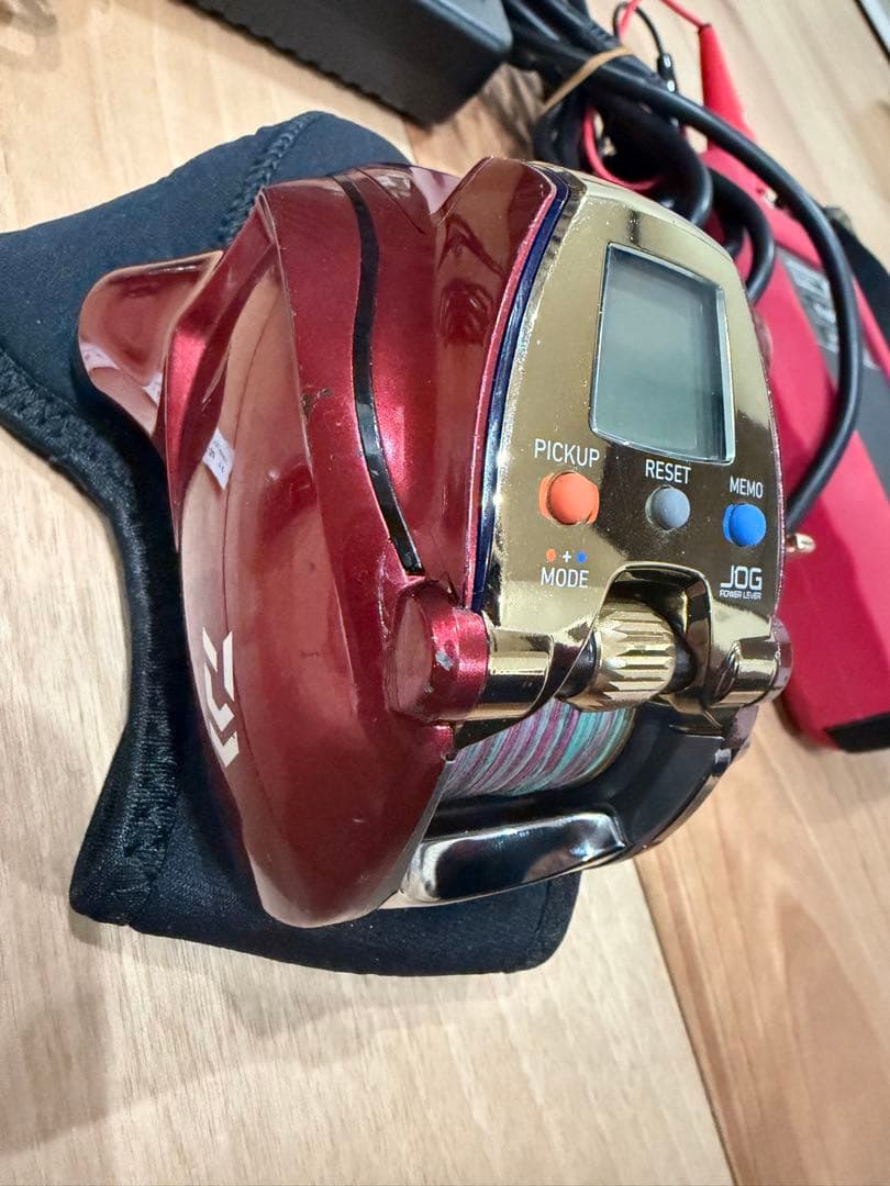 ダイワ シーボーグ300mj 充電器・バッテリー付き