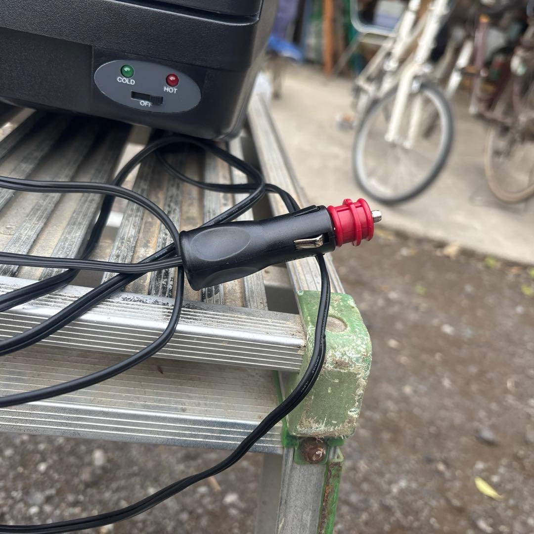 レンジローバー純正肘置き型冷蔵庫