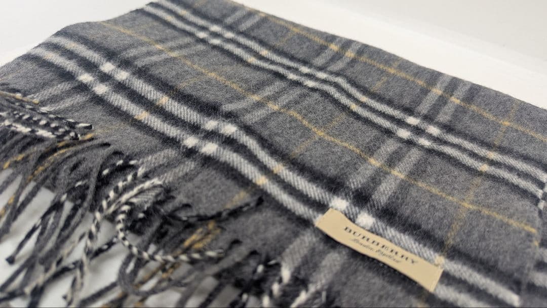 極美品✨近年モデル　カシミヤ100 バーバリー　ノバチェック　マフラー　グレー