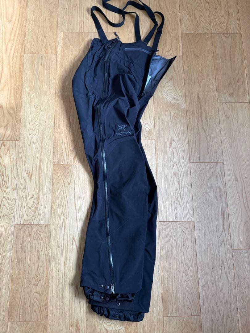 ARC'TERYX アークテリクス　ビブパンツ　Mサイズ