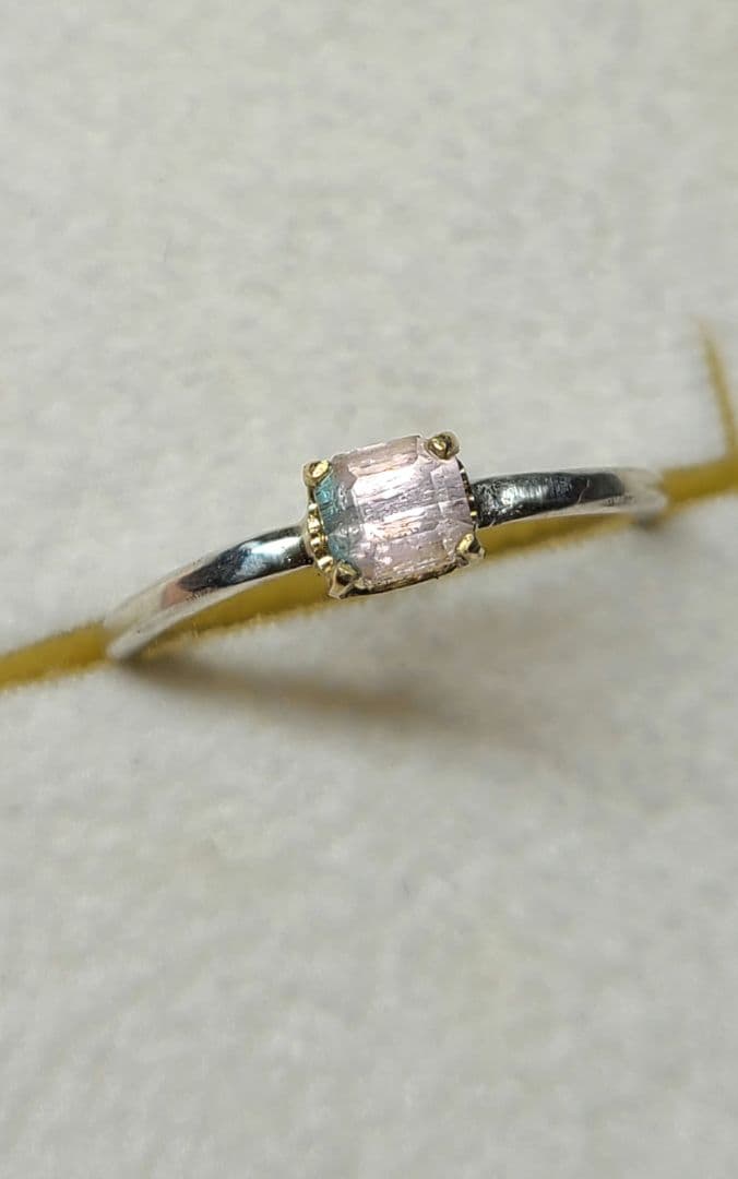 たーちゃん★アフガニスタン産バイカラートルマリン・ブルー、ピンク★