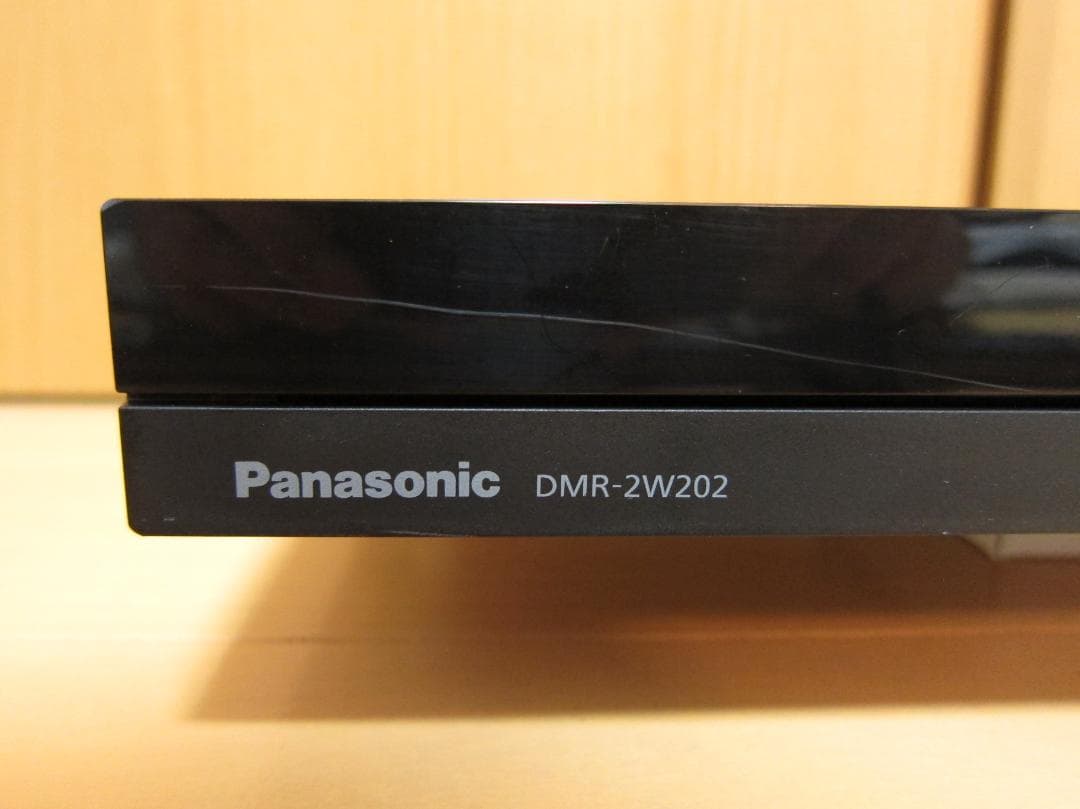 リモコン付属。新品HDD2TBへ交換！Panasonic DMR-2W202
