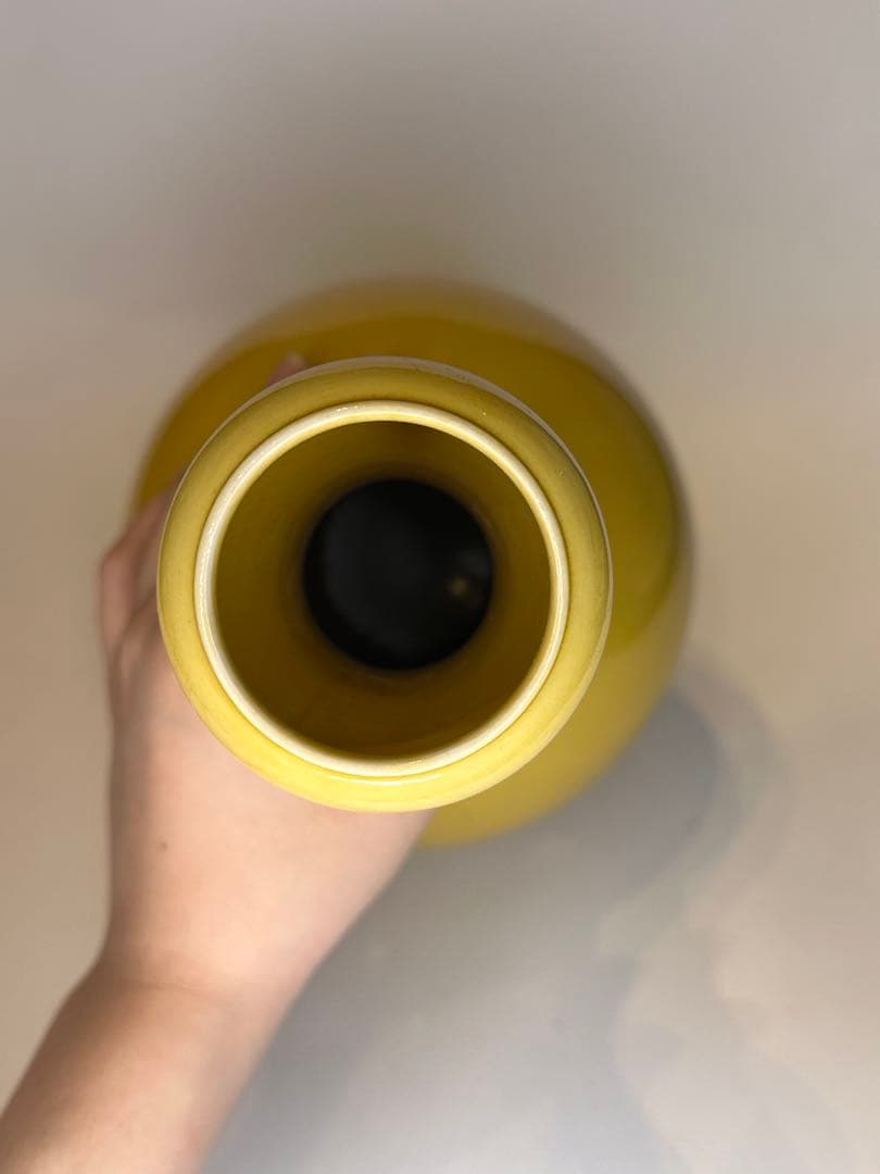 中国　大清乾隆年製　単色釉　黄釉　蒜頭瓶　底款有　古美術　骨董品　收藏品