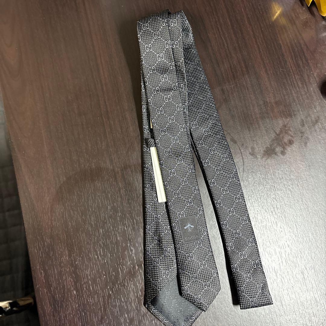 Y　GUCCI ネクタイ