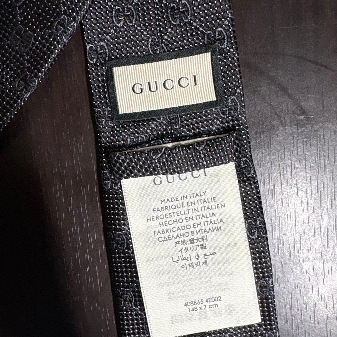 Y　GUCCI ネクタイ