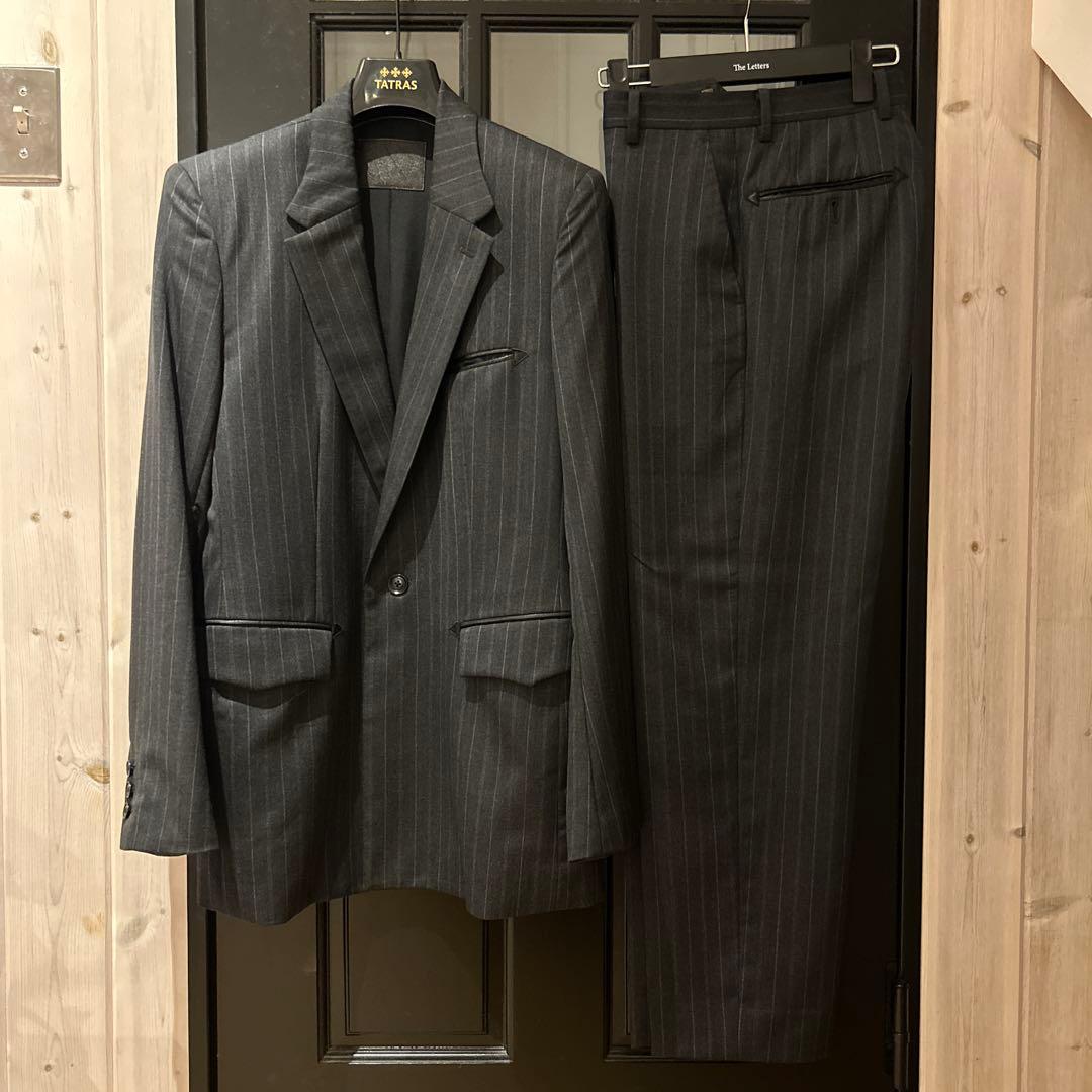 The letter ストライプ スーツセットアップ 2パンツ Sサイズ