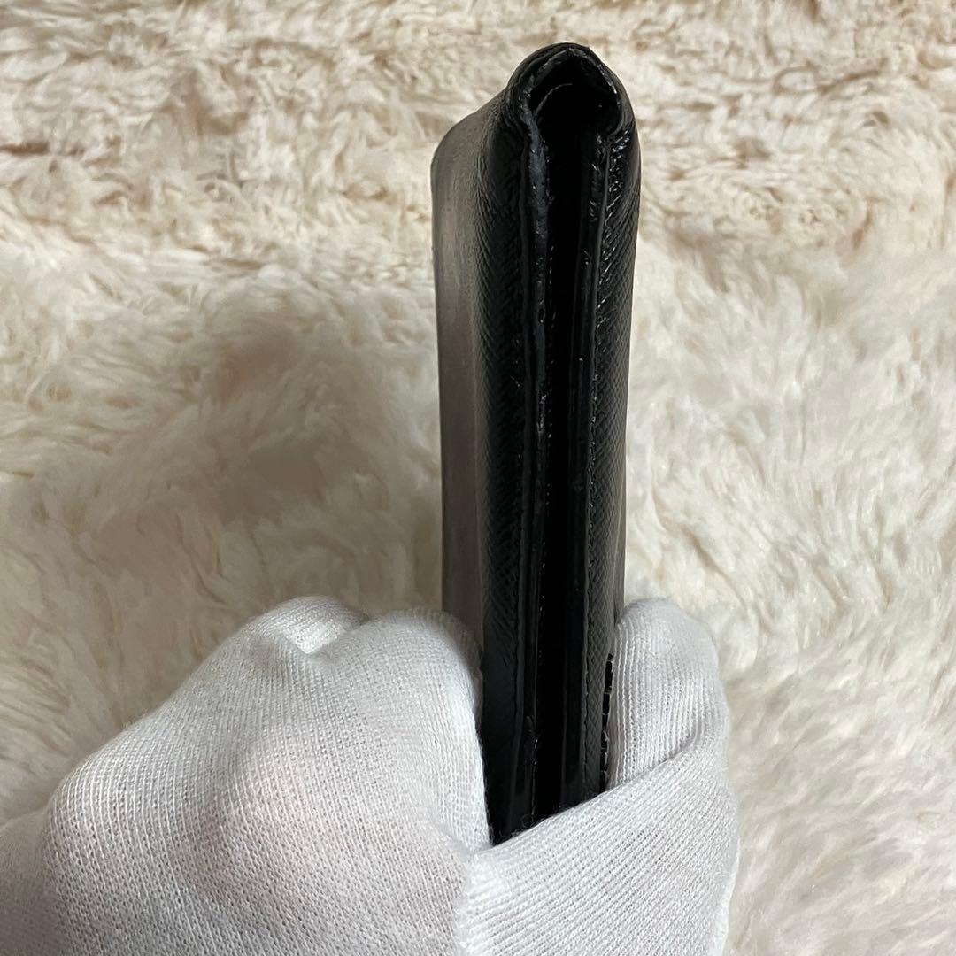 ✨美品✨ PRADA サフィアーノ 二つ折り財布 フィアーノレザー 黒