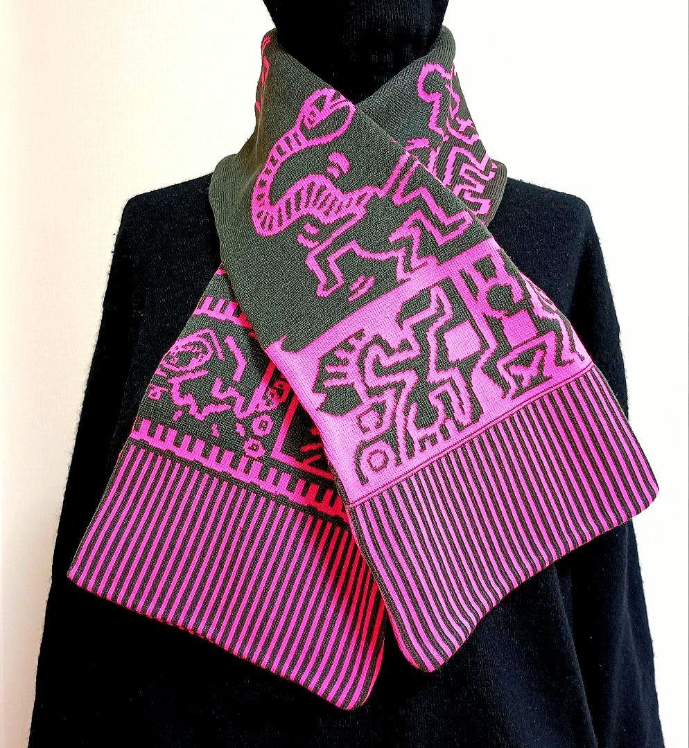 80年代ワールズエンド・キースヘリング/マフラー