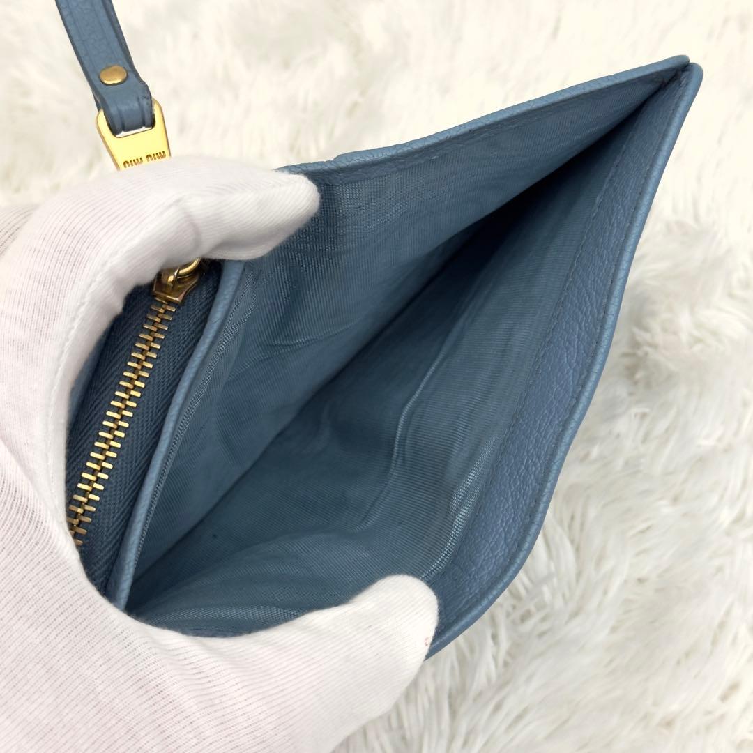 美品⭐️現行 RFID内蔵 MIUMIU ミュウミュウ 財布 マドラス ICチップ
