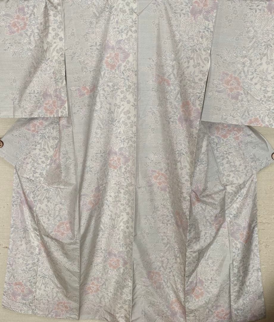 本場白大島　アンサンブル　草花模様