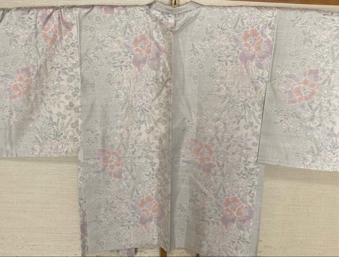 本場白大島　アンサンブル　草花模様