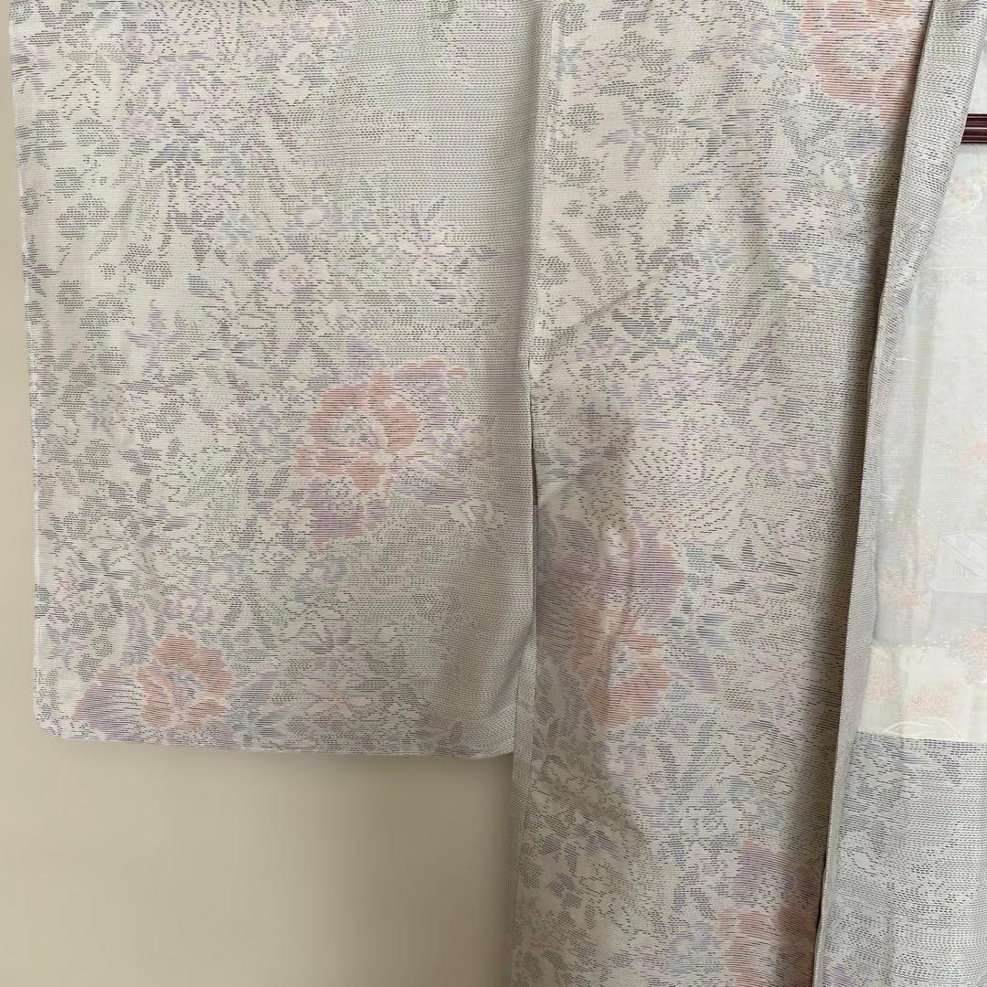 本場白大島　アンサンブル　草花模様