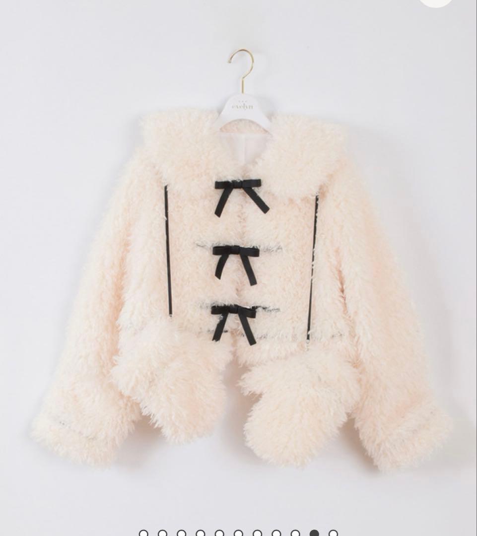 ミトン付きファーリボンコート