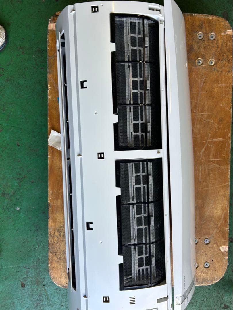 大阪府引取り可　CORONA ルームエアコンCSH-N2220R 2020年製