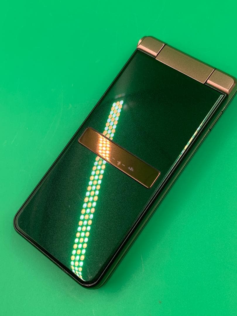 ★美品 AQUOS K 8GB SIMフリー KDDI SHF34 赤ロム保証