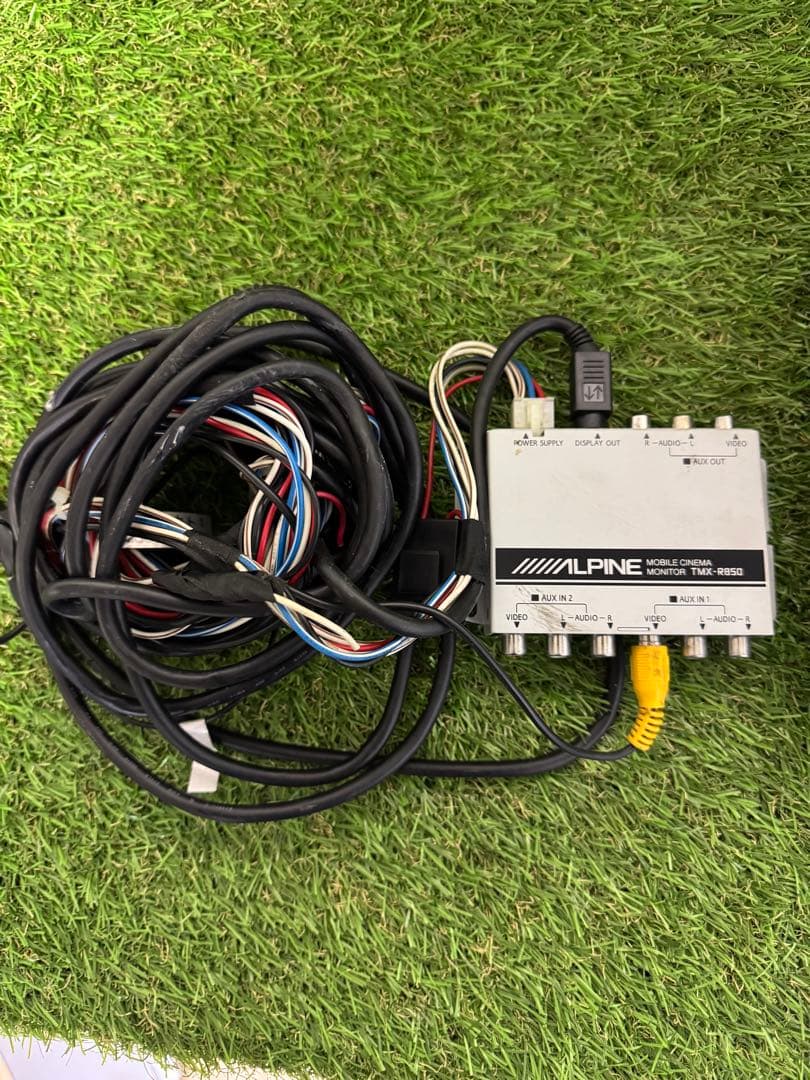 ALPINE TMX-R850 フリップダウンモニター
