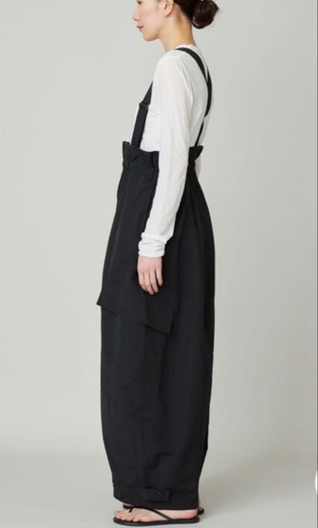 出品9/7まで　Curensology サロペットパンツ　黒