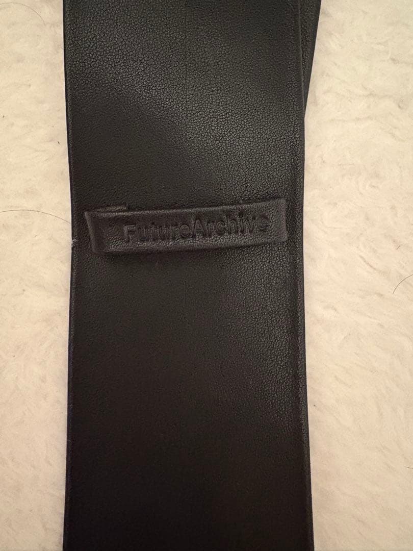 future archive レザーネクタイ
