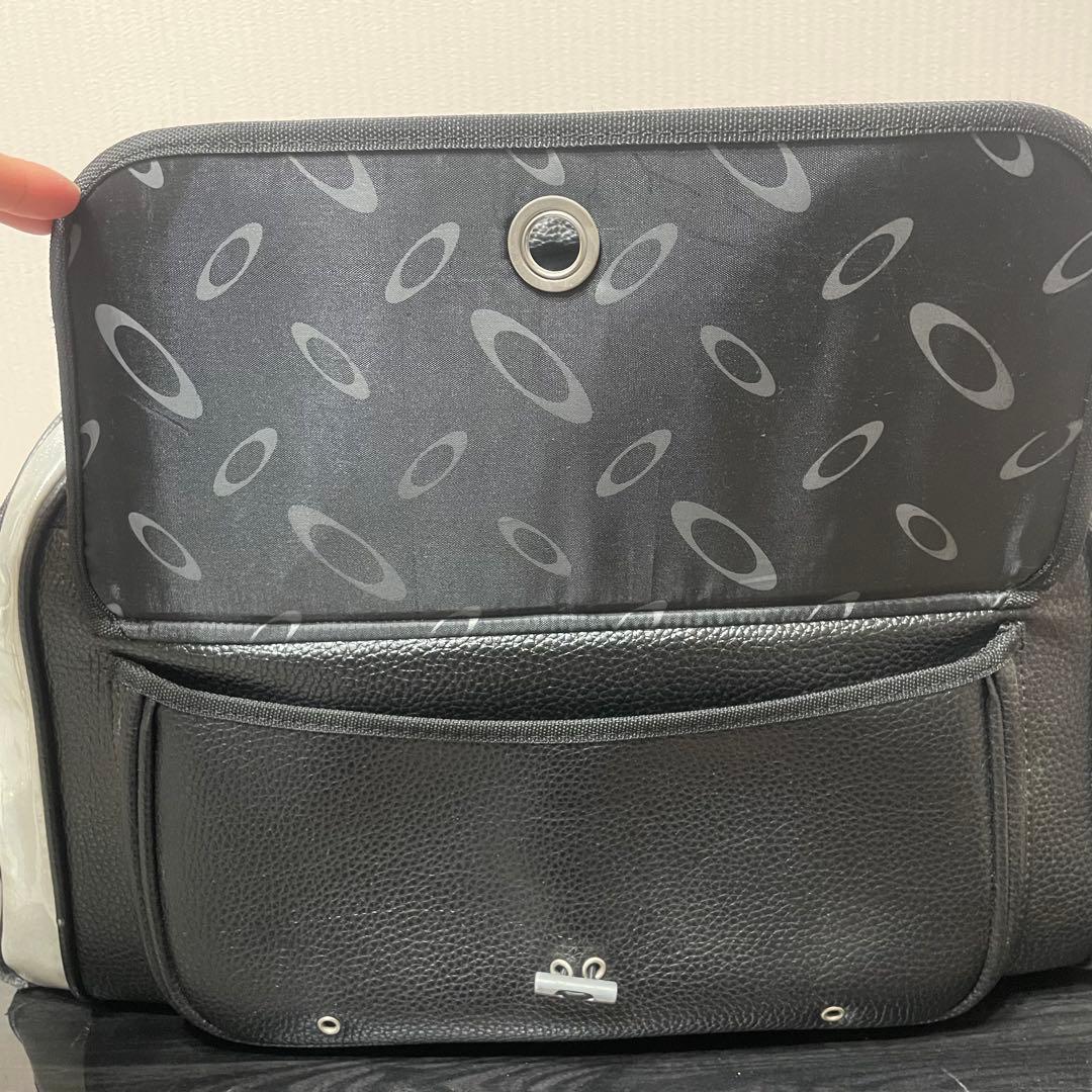Oakley オークリー　ゴルフバッグ　ボストンバッグ　レザー　ブラック　刺繍